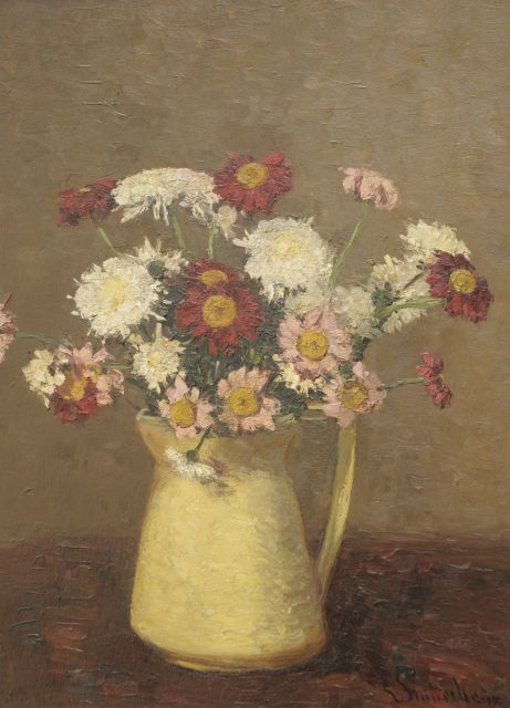 Stutterheim L.P.  | Bloemen in gele kan, olieverf op schildersboard 40,0 x 29,9 cm, gesigneerd r.o.
