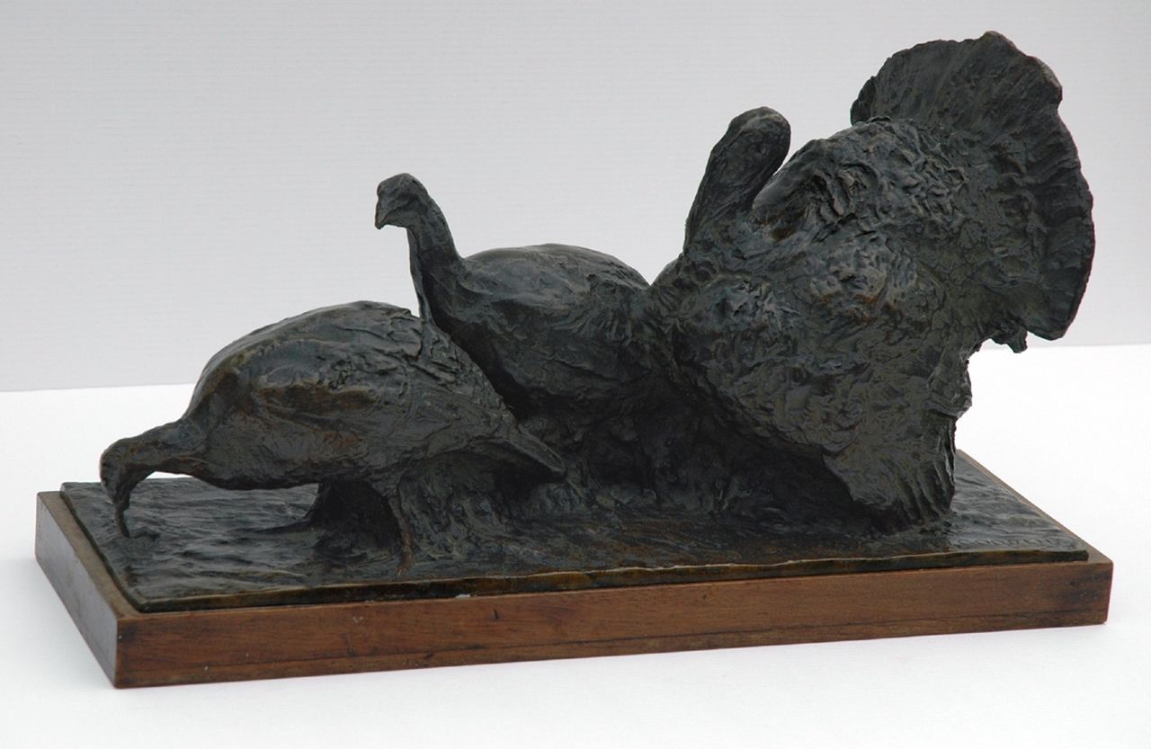 Goossens S.  | Simon Goossens, Turkey rooster with two hens, Bronze 24,5 x 42,0 cm, signed signed on bronze base