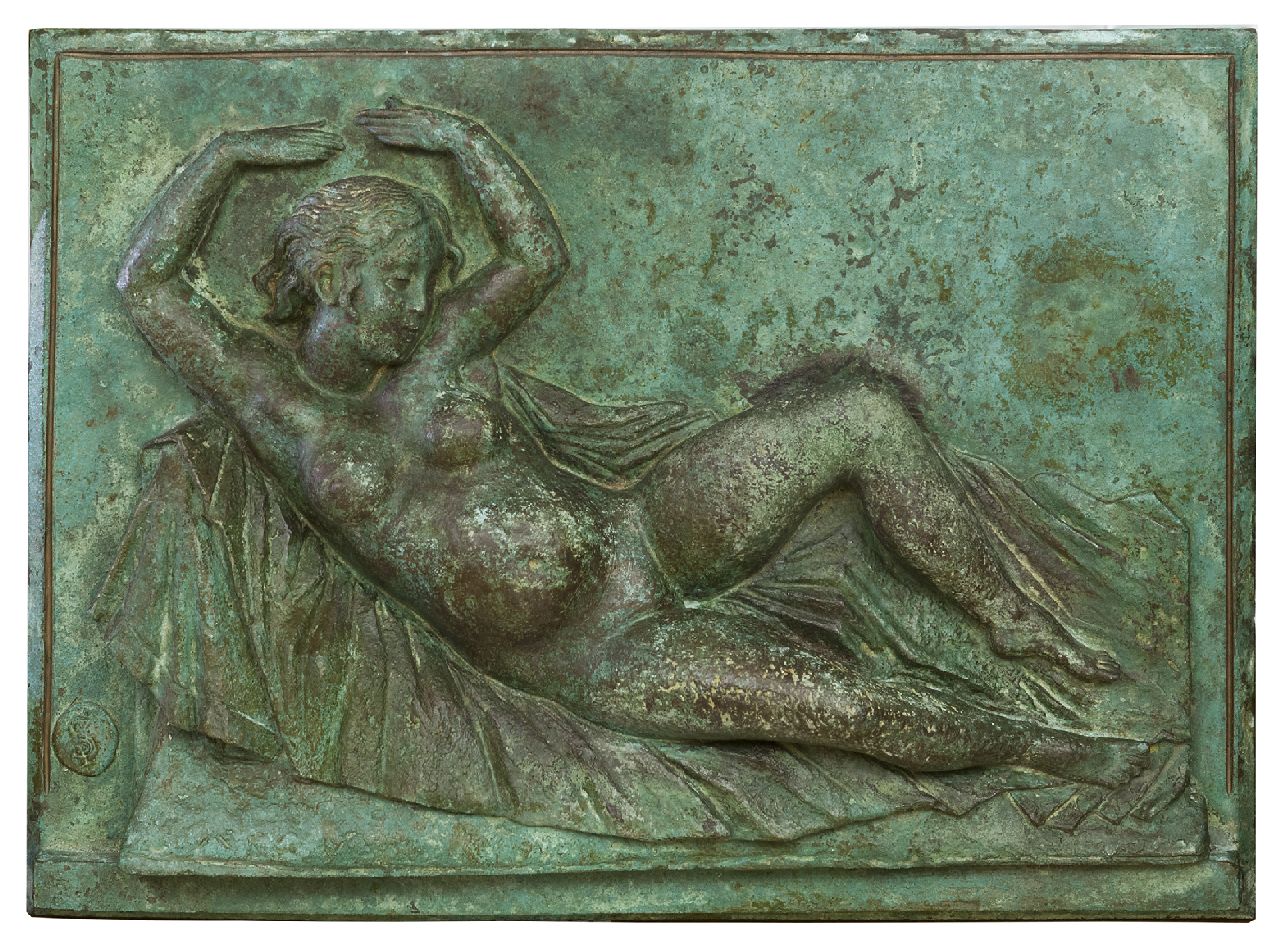 Starreveld P.  | Pieter Starreveld | Skulpturen und Objekte zum Verkauf angeboten | Liegender Frauenakt, Bronze 35,2 x 48,8 cm, Unterzeichnet u.l. mit Monogramm