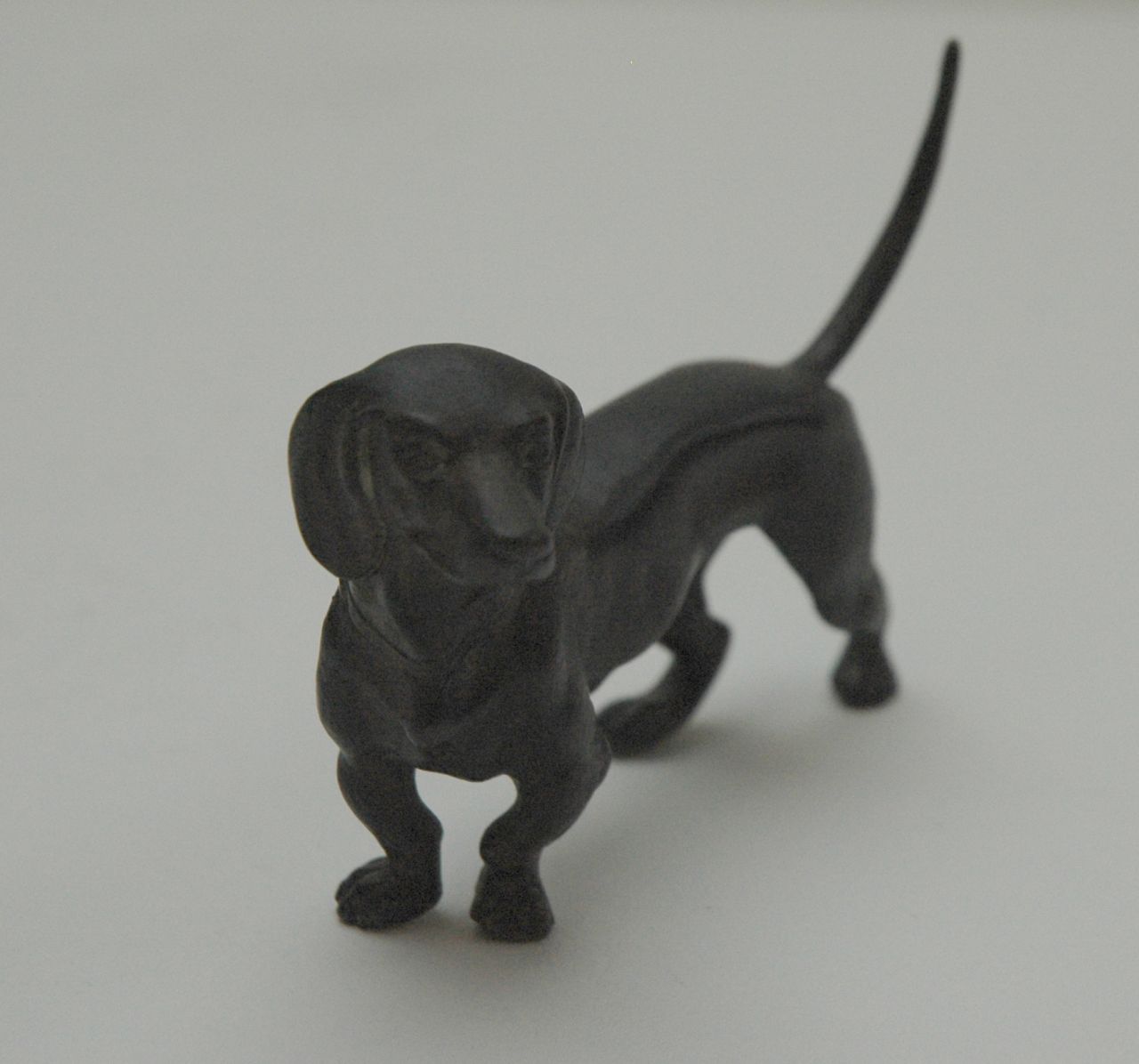 Duitse School   | Duitse School, Dachshund, Patinierte Bronze 5,5 x 9,0 cm