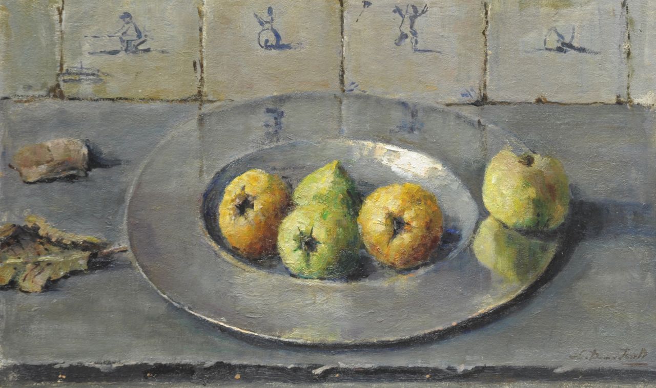 Dam van Isselt L. van | Lucie van Dam van Isselt, Zinnschale mit Äpfeln, Öl auf Malereifaser 38,4 x 62,9 cm, Unterzeichnet u.r. und datiert um 1940-1941