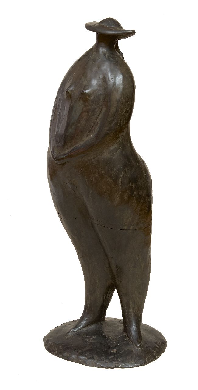 Hemert E. van | Evert van Hemert, Lady with hat, Patinierte Bronze 69,0 x 26,0 cm, Unterzeichnet mit Monogramm auf Hinterseite der Basis und zu datieren 2005