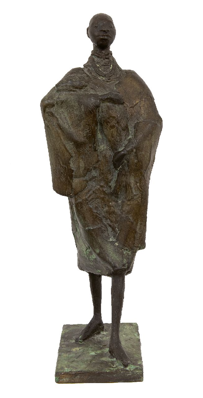 Riemsdijk J.G. van | Josepha Gysbertha 'Josje' van Riemsdijk | Skulpturen und Objekte zum Verkauf angeboten | Massai-Mann mit einem Fisch, Bronze 39,0 x 13,5 cm, Unterzeichnet in der Basis und zu datieren um 1980