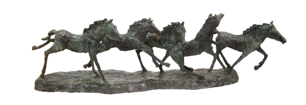 Bakker W.F.  | Willem Frederik 'Jits' Bakker | Skulpturen und Objekte zum Verkauf angeboten | Wild Horses, Bronze 48,0 x 150,0 cm, Unterzeichnet am Sockel und zu datieren 1978