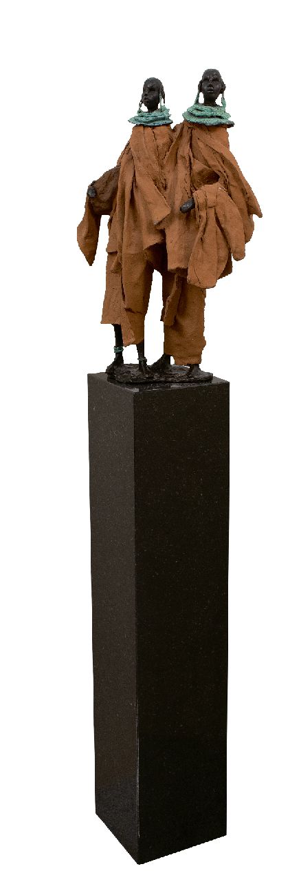 Marianne Houtkamp | Zwei Masai in Shuka, Bronze, 49,0 x 31,0 cm