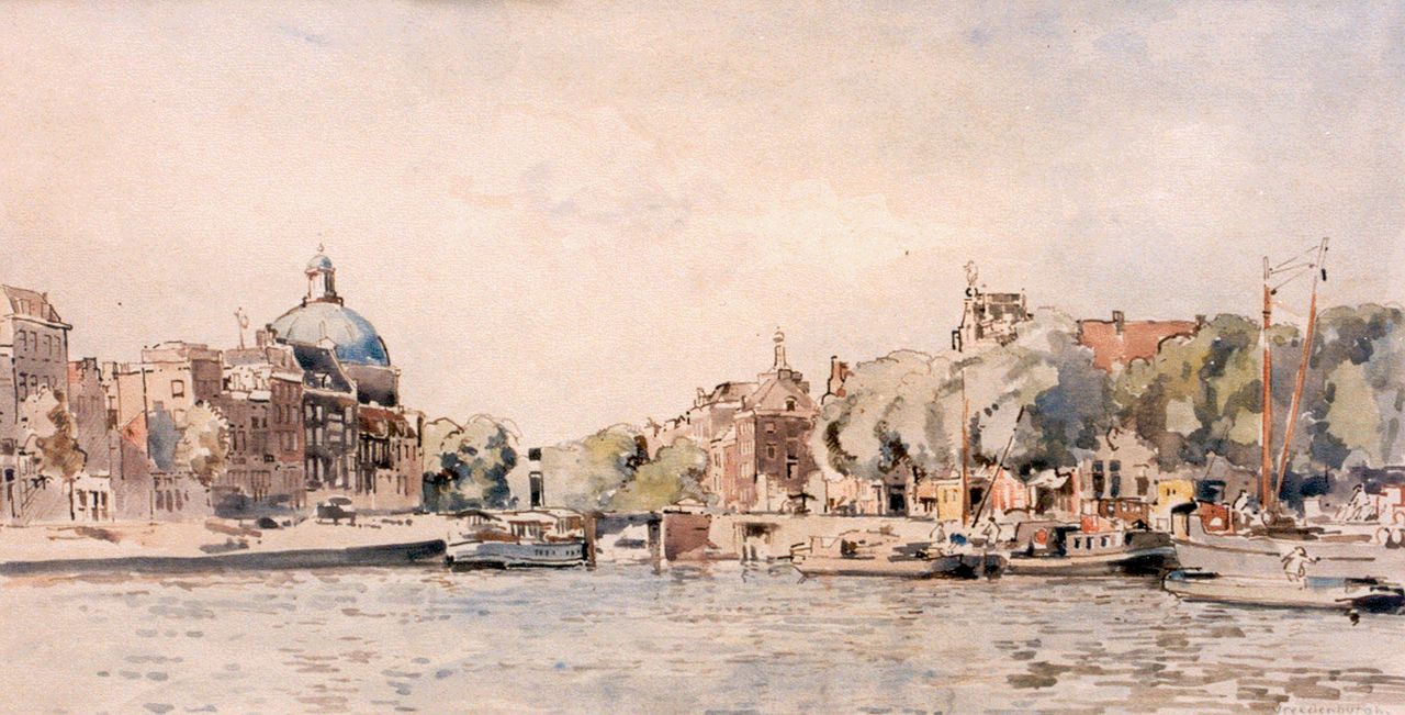 Vreedenburgh C.  | Cornelis Vreedenburgh, Moored boats with the 'Lutherse kerk' in the distance, Aquarell auf Papier 25,0 x 48,0 cm, signed l.r.