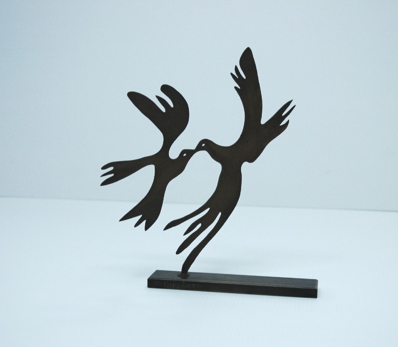 Kadishman M.  | Menashe Kadishman, Lovebirds, Kupfer 22,6 x 20,3 cm, gesigneerd op basis