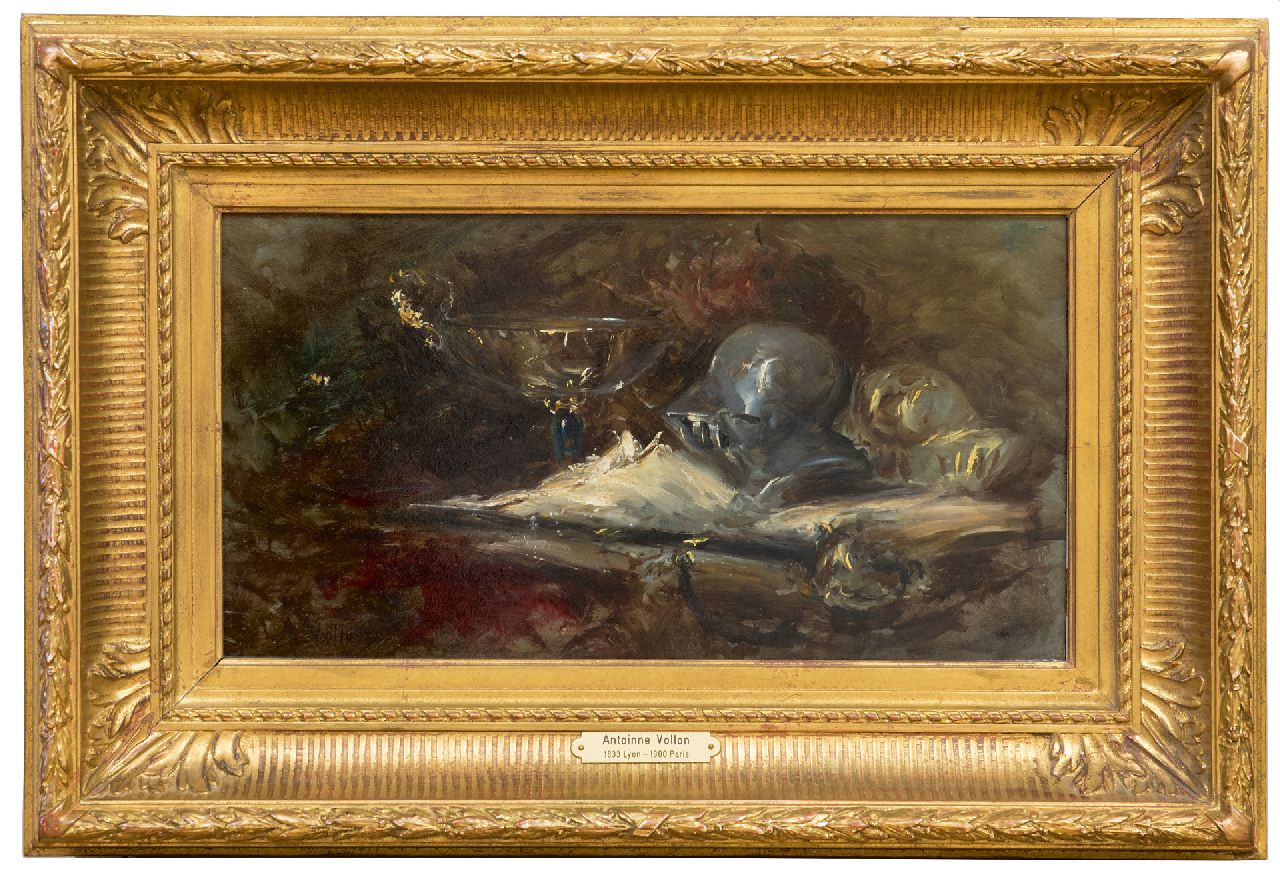 Vollon A.  | Antoine Vollon | Gemälde zum Verkauf angeboten | Stilleben mit Helm und Schwert, Öl auf Holz 22,3 x 41,8 cm, Unterzeichnet l.u.