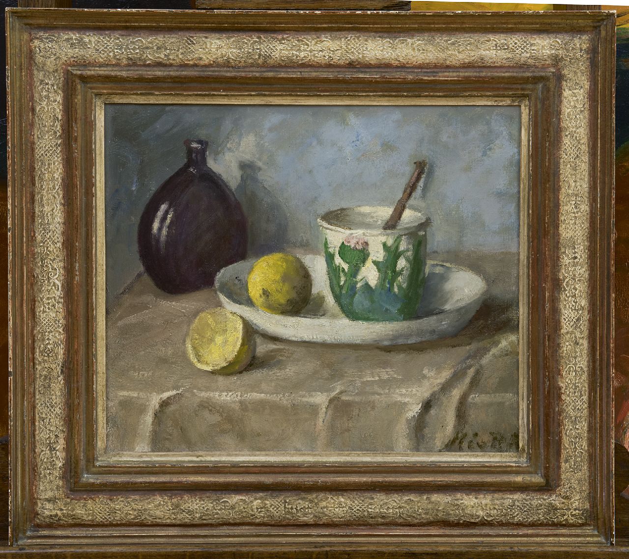 Regteren Altena M.E. van | 'Marie' Engelina van Regteren Altena, Stilleben mit Schale, Becher, Flasche und Zitronen, Öl auf Leinwand 34,0 x 40,3 cm, Unterzeichnet u.r.