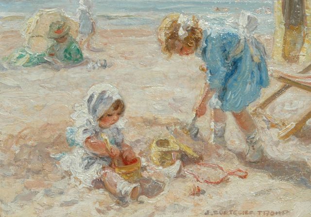 Jan Zoetelief Tromp | Girls playing on the beach of Katwijk, Holland, Öl auf Tafel, 18,9 x 26,6 cm, signed l.r.