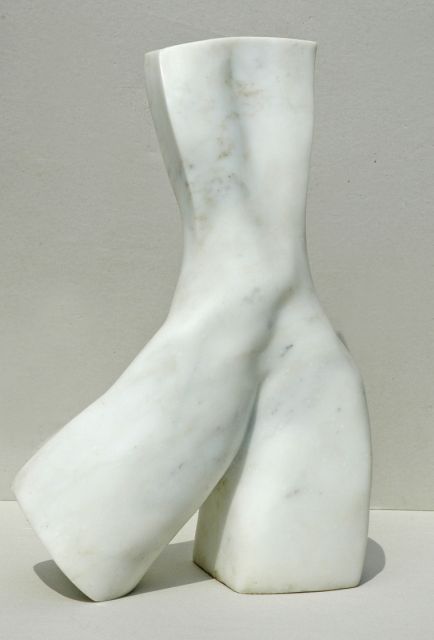 Antoinette LeRoy | Innocenza, Marmor, 57,9 x 33,6 cm, verkocht