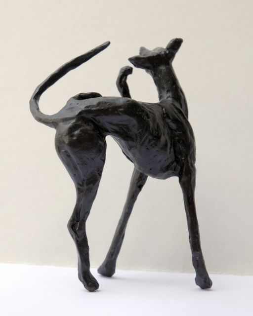 Harriët Glen | Greyhound, Bronze, 10,3 x 8,0 cm, signed on right hind leg