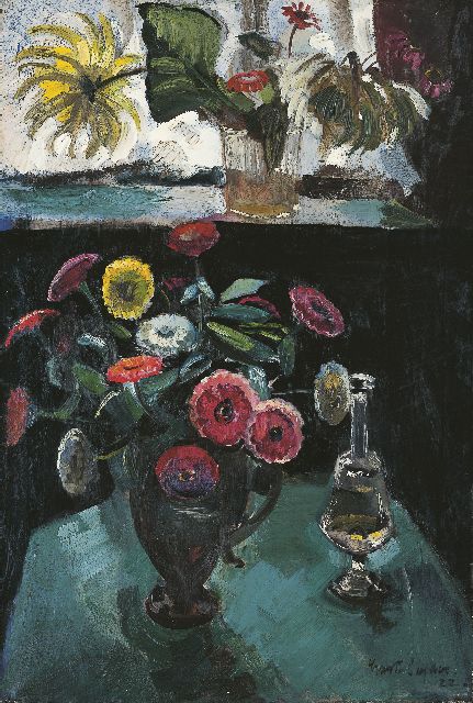 Erns Leyden | Flower still life with  a glass decanter, Öl auf Leinwand, 94,0 x 63,6 cm, signed l.r. und dated '22