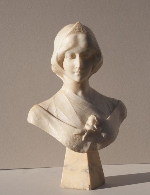 Biagini U.  | Büste einer jungen Frau, Alabaster 60,0 x 40,0 cm, signed on the back