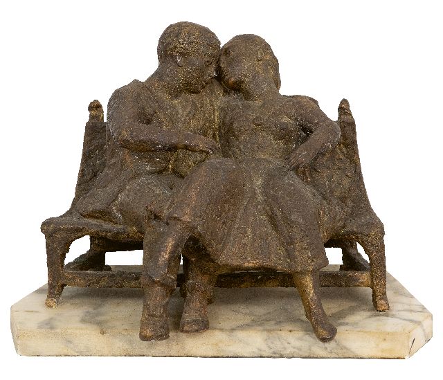 Pieter Starreveld | Verliebtes Paar auf einer Bank, Bronze, 25,5 x 27,5 cm, Unterzeichnet mit Monogramm (hinten auf der Bank)