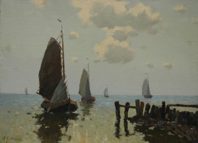 Egnatius Ydema | Returning fishing boats by the harbour entrance of Hindeloopen, Öl auf Leinwand, 30,3 x 40,3 cm, signed l.l.
